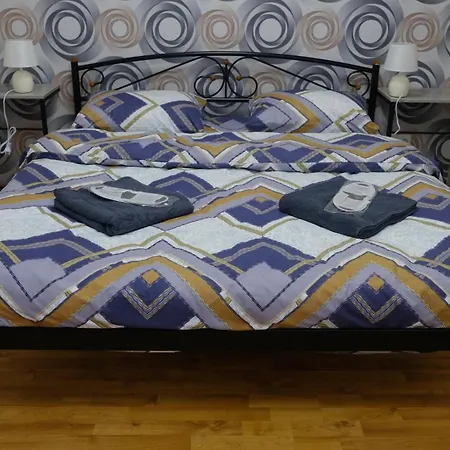 Uneed Rooms: Sky *